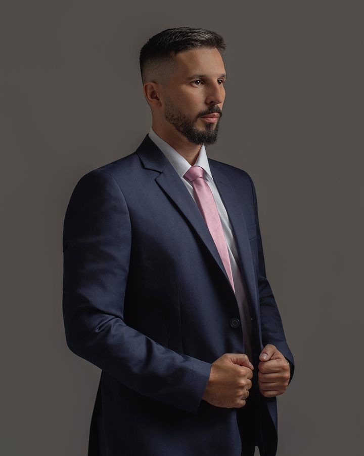 Lucas Pinho, advogado