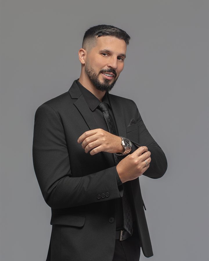 Lucas Pinho, advogado
